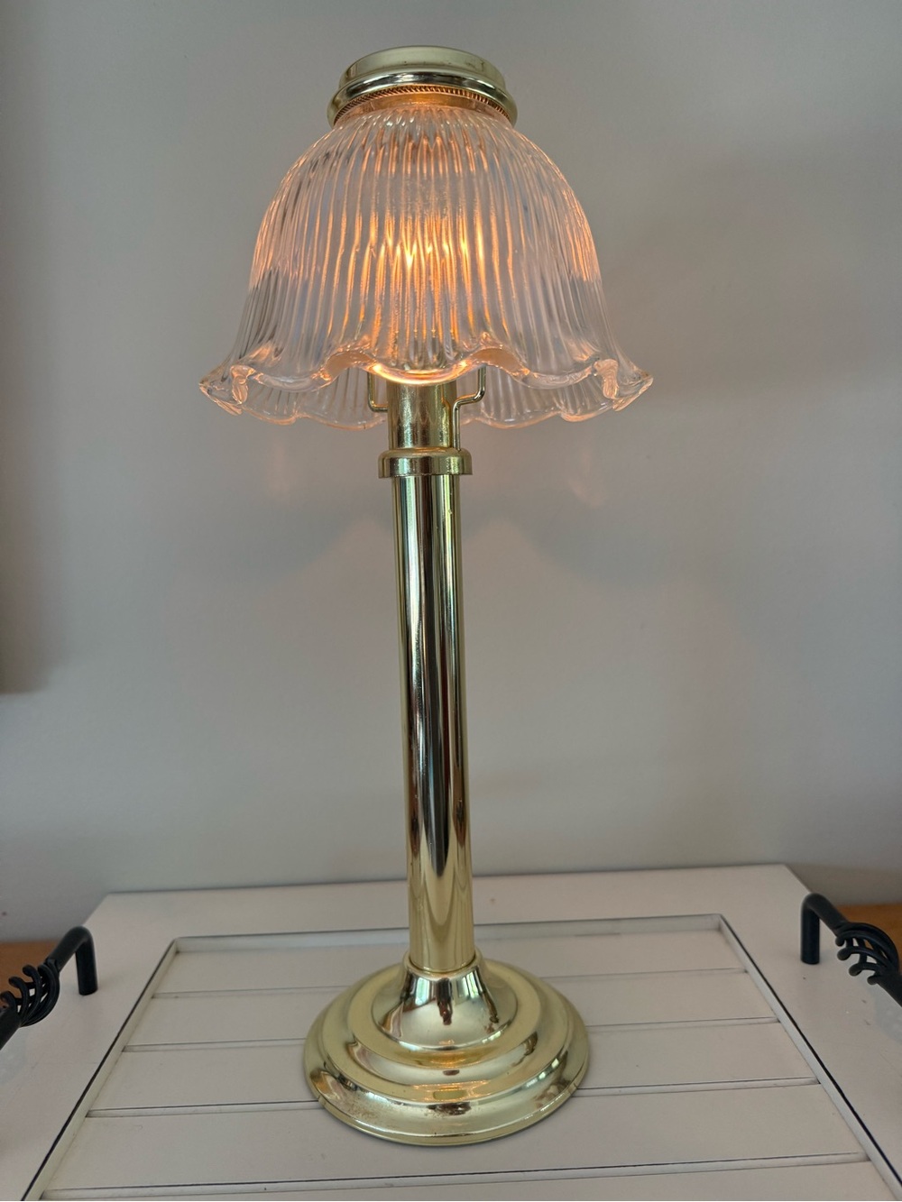 PartyLite LIBRARY LAMP Brass Base with Fluted Glass Shade. Vintage